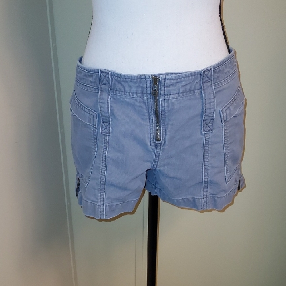 AEO Women's Gray Cargo Shorts